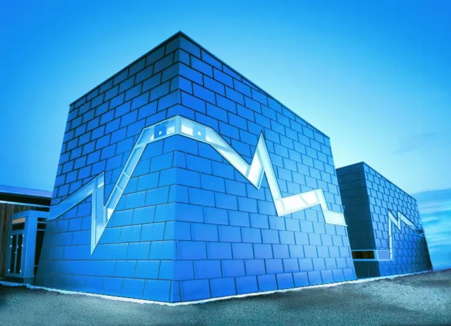 Bild: 40 JAHRE GARANTIE FÜR „DAS DACH STARK WIE EIN STIER“