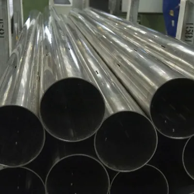 Bild: Einbaufertige Rohrkomponenten für die Petrochemie