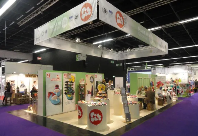 KIND + JUGEND 2015: Green Kids Pavillon präsentiert zertifizierte Kindermode Bild: KIND + JUGEND 2015: Green Kids Pavillon präsentiert zertifizierte Kindermode