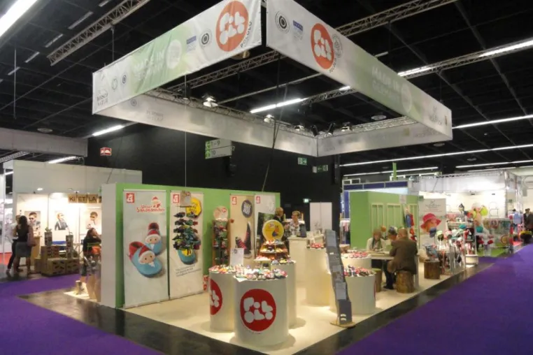 KIND + JUGEND 2015: Green Kids Pavillon präsentiert zertifizierte Kindermode Bild: KIND + JUGEND 2015: Green Kids Pavillon präsentiert zertifizierte Kindermode