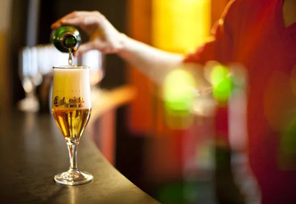 Bild: Kurze Filme - unvergesslicher Genuss: Budweiser Budvar fördert das 25. Filmfest Dresden