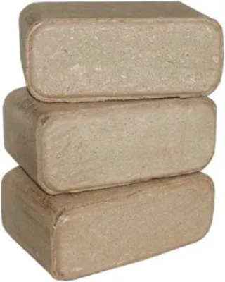 Bild: Neue Hartholzbriketts aus Baden-Württemberg