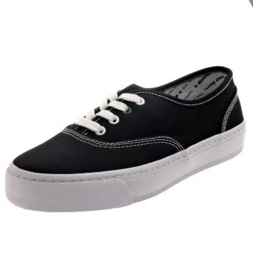 Bild: Zalando.de führt als einziger Online Fashion-Shop exklusiv die Linie „Keds Green“ der Marke Keds