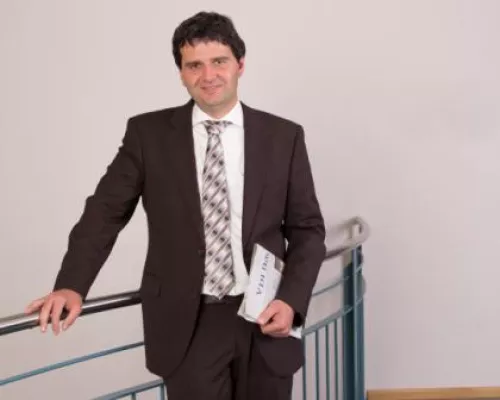 Seit fünf Jahren Dienstleister für den Anlagenbau und den Maschinenbau Bild: Seit fünf Jahren Dienstleister für den Anlagenbau und den Maschinenbau