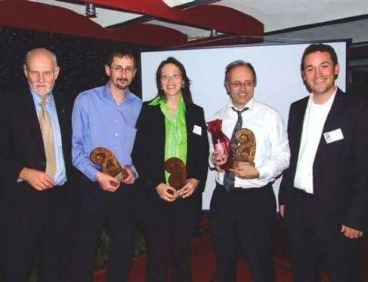 Gruppe der Gewinner (von links nach rechts): Minister Hon Pete Hodgson, Bernd Rösner ? Best of Travel Group, Isolde Stengel ? KIWI TOURS