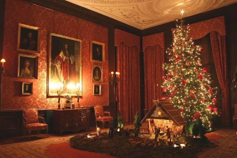 Advents- und Weihnachtstage bei Culture & Castles - Altehrwürdige Gemäuer funkeln in weihnachtlichem Glanz Bild: Advents- und Weihnachtstage bei Culture & Castles - Altehrwürdige Gemäuer funkeln in weihnachtlichem Glanz