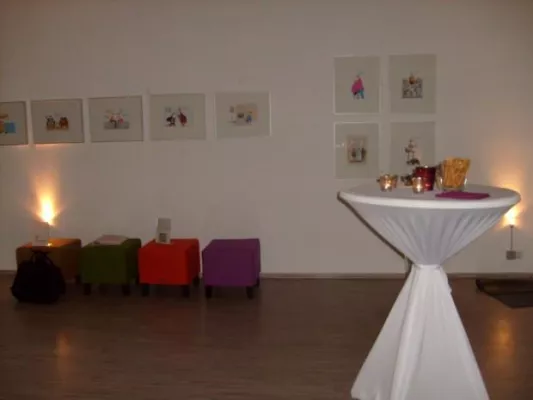 Bild: Cartoonistin Birte Strohmayer bei der Opladener Büchermeile am 16.10.2011