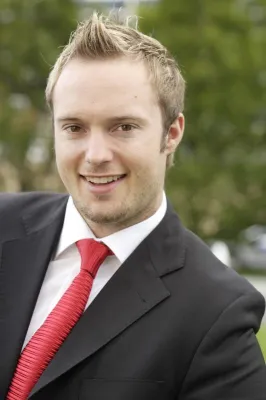 Simon T. Parkhurst - Vorstand der UNITEDRESPECT AG Bild: Simon T. Parkhurst - Vorstand der UNITEDRESPECT AG