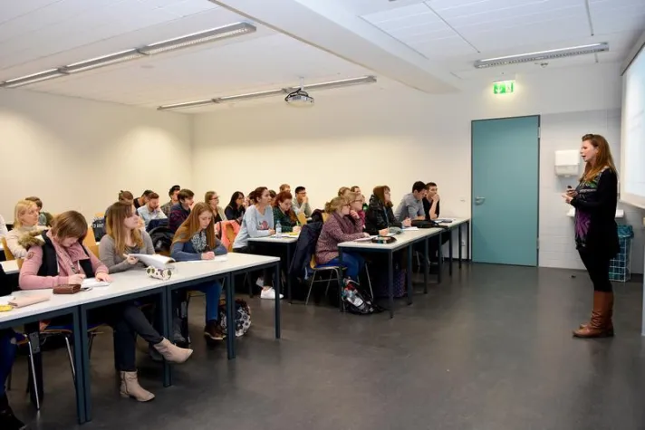 Bild: Volles Haus beim „Tag der Hausarbeiten“ am RheinMoselCampus