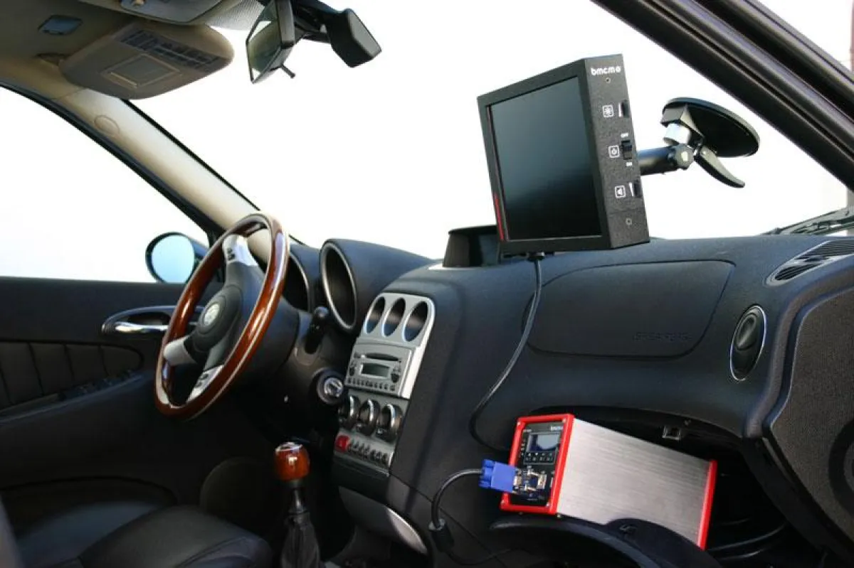 embedded PC im Einsatz bei Fahrzeugtests