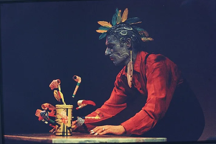 Bild: Horst Gläsker Der mit dem Pinsel tanzt - Im Rausch der Farben