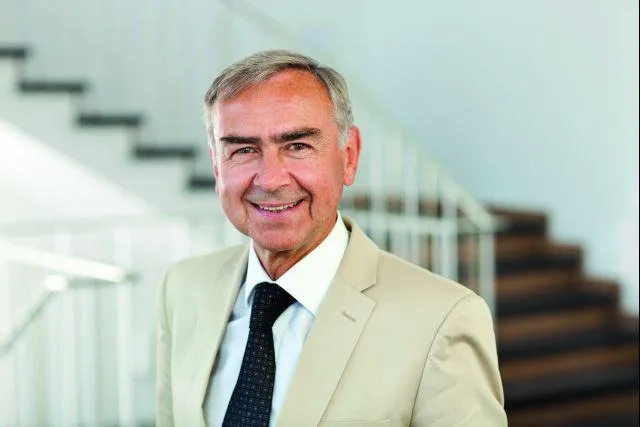 Bild: Wirtschaftsforscher Peter Eichhorn wird 75