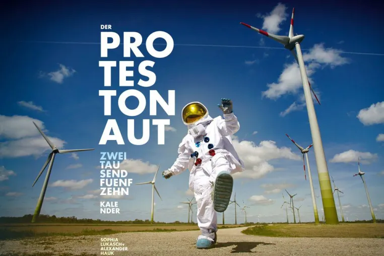 Bild: Das Weihnachtsgeschenk für politisch Interessierte: Der Protestonaut-Kalender 2015