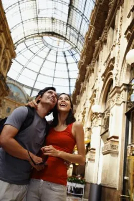 Bild: Wenn einer eine Reise tut, … dann kann er ganz viel sparen