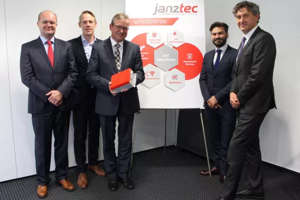 Bild: Michael Dreier besucht Janz Tec