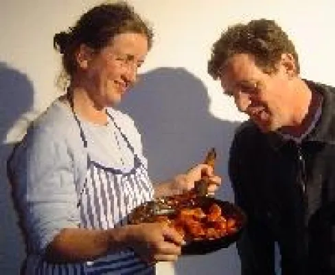 Lesung im Tucher am 26.09.08 -Die Entdeckung der Currywurst von Uwe Timm mit Christian Kaiser u. Barbara Kratz Bild: Lesung im Tucher am 26.09.08 -Die Entdeckung der Currywurst von Uwe Timm mit Christian Kaiser u. Barbara Kratz