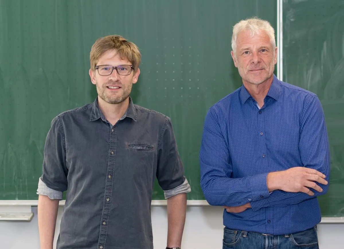 Dr. Sven Stadtmüller (l.) und Prof. Dr. Andreas Klocke vom FZDW. Quelle: Kevin Rupp | Frankfurt UAS