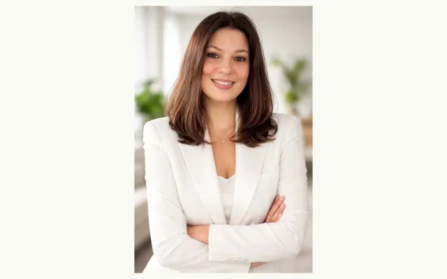 Bild: Strahlkraft40+ launcht KI-Begleiterin Athena für Frauen ab 40