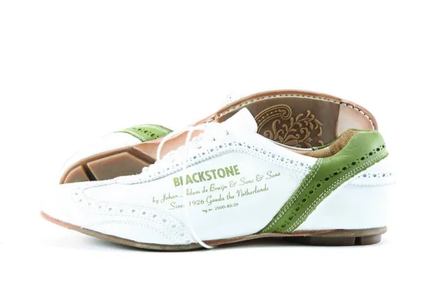 Bild: BLACKSTONE mit Sportbrogues in den Startlöchern