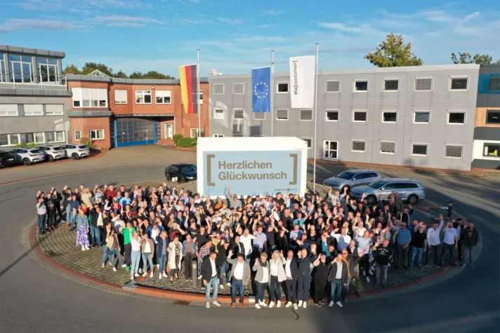 Betriebsjubiläen bei ELA Container Bild: Betriebsjubiläen bei ELA Container