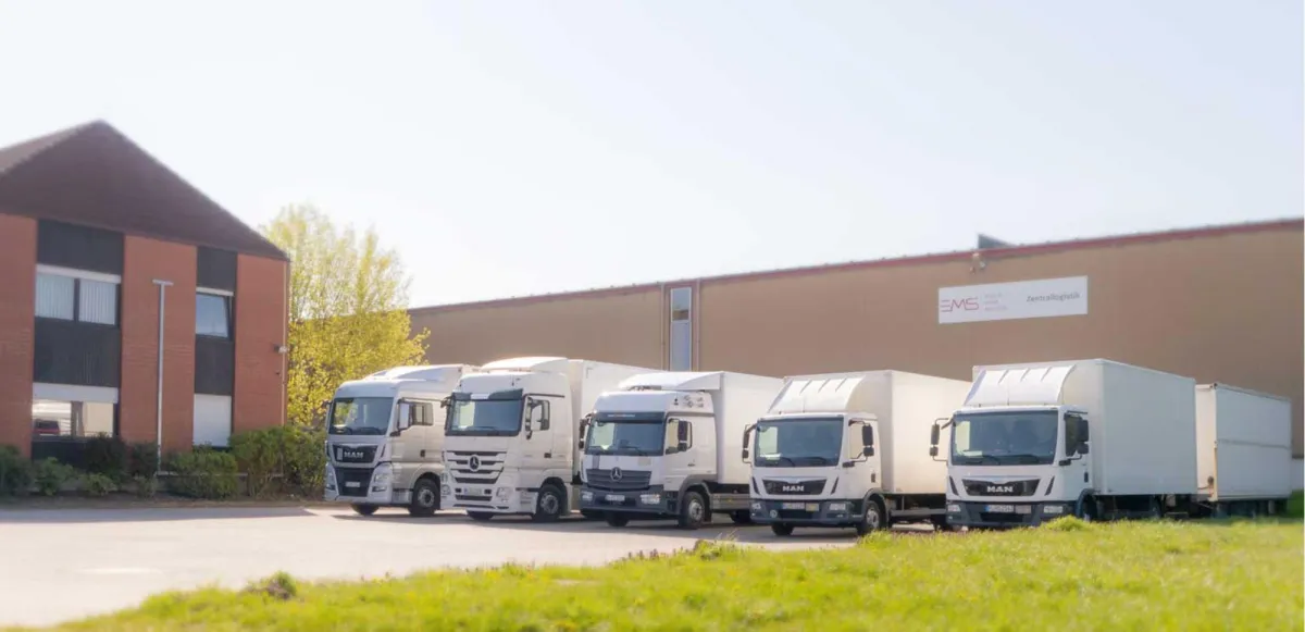 EMS Zentrallager mit Fuhrpark