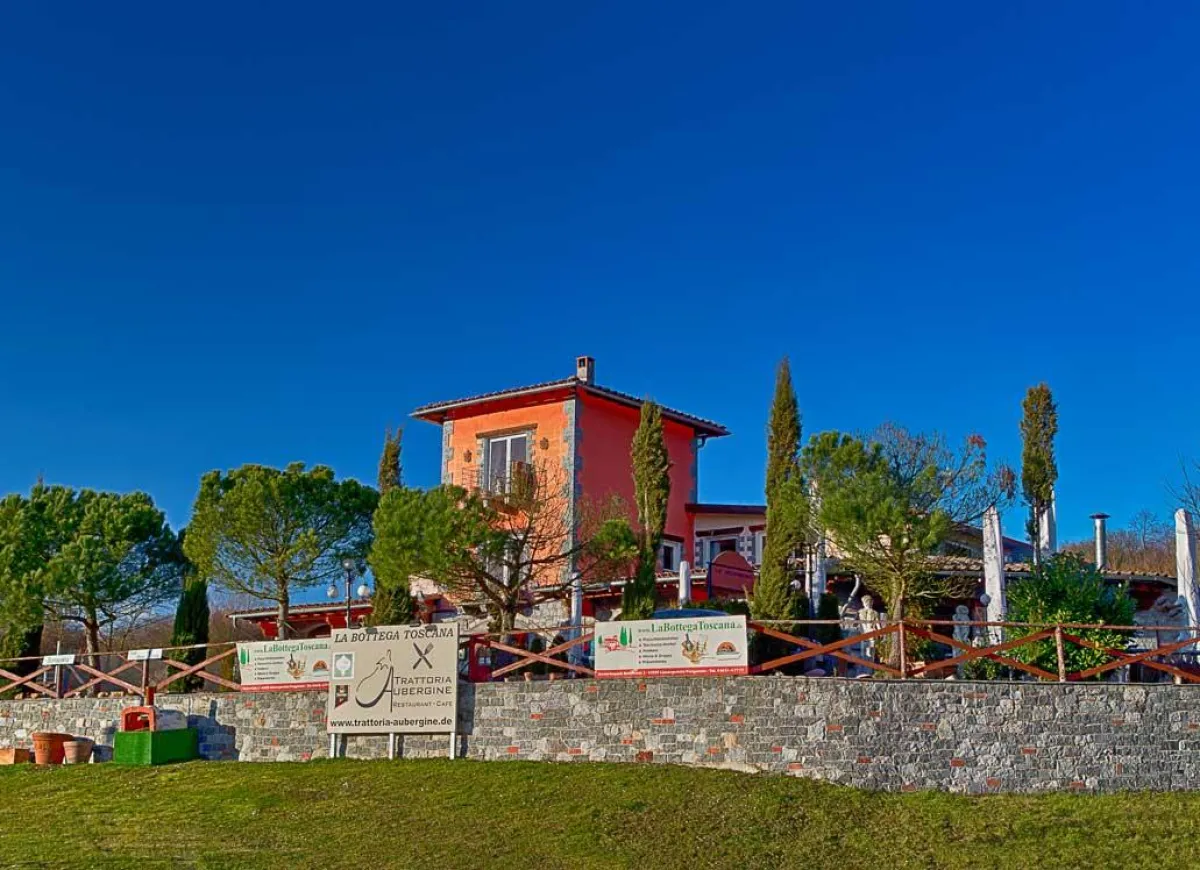 La Bottega Toscana mit Pizzaofen-Ausstellung