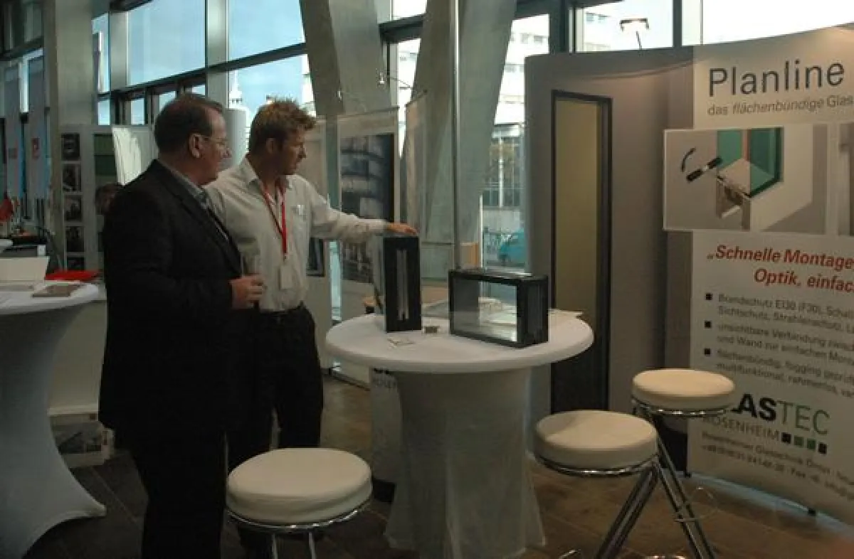 Beratungsgespräch durch Produkt Manager Alexander Hainz