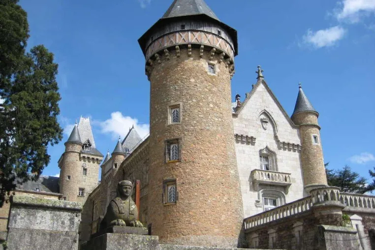 Chateau de Busset für exklusive Tagungen und Events Bild: Chateau de Busset für exklusive Tagungen und Events