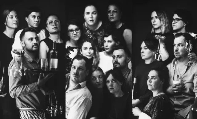 Bild: Fotoausstellung “#proudtokellner” in der Berliner Markthalle Neun