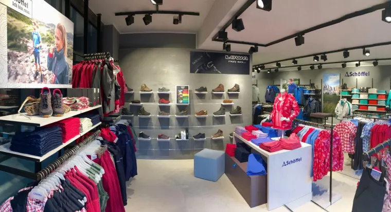 Bild: Schöffel-LOWA eröffnet neuen Store in Südtiroler Urlaubsort Schenna