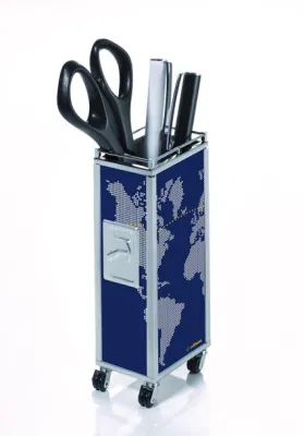 Bild: Stifte statt Tomatensaft - Lufthansa Trolley für den Schreibtisch