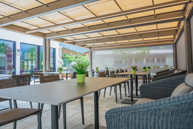 Gastronomie-Terrasse umgestaltet Bild: Gastronomie-Terrasse umgestaltet