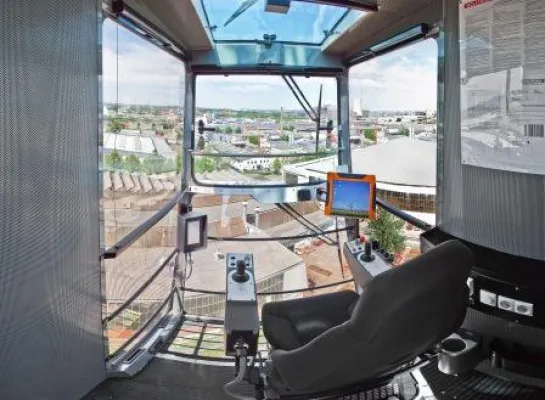 Bild: Komfort in Serie – WOLFFKRAN stellt neudesignte Kabine WOLFF CAB vor