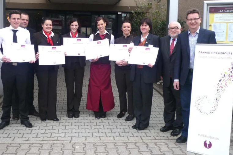 Top Weine gibt es auch im Hotel: Mercure bildet eigene Mundschenke aus Bild: Top Weine gibt es auch im Hotel: Mercure bildet eigene Mundschenke aus