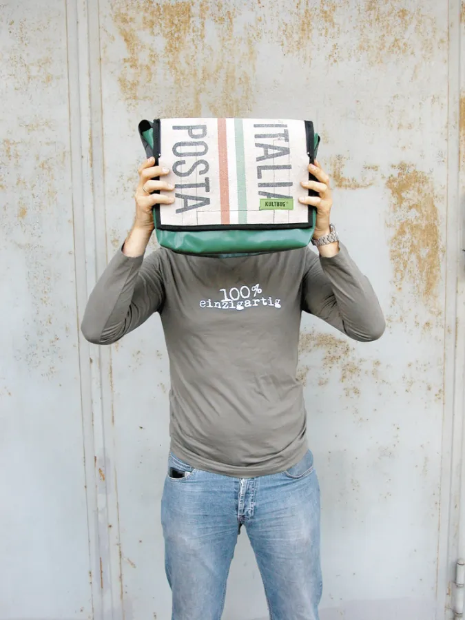 Kein Brett vor dem Kopf, sondern Taschen vor Augen: Bernd Dörr