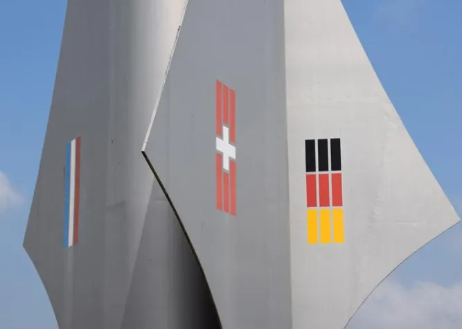 Neu im Dreiländereck: Contargo Süd Bild: Neu im Dreiländereck: Contargo Süd