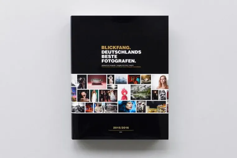 Bild: Arbeiten von mehr als 200 der besten Fotografen Deutschlands in einem 4,5 kg schweren Bildband