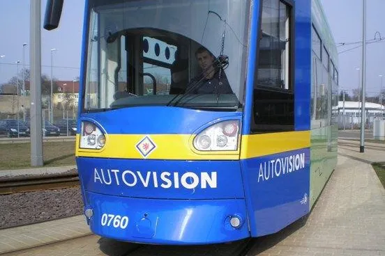 Bild: Fußballfieber: AutoVision macht blau… und gelb