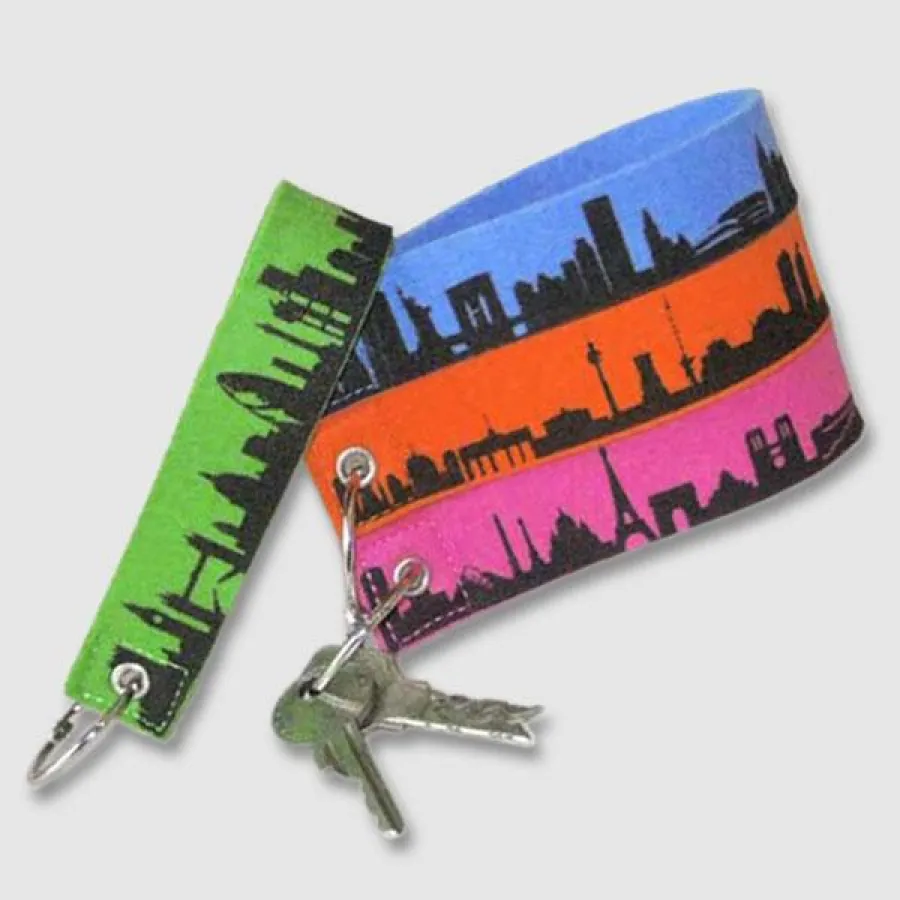 Schlüsselbänder aus Filz mit der Skyline der Lieblingsmetropole. Foto: 44spaces®