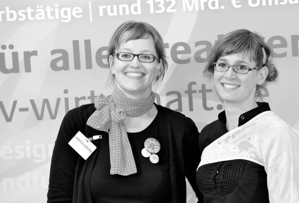 Die Gewinnerinnen des Kreativpiloten Wettbewerbs Kathrin Greve und Julia Schwab