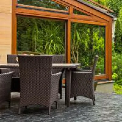 Bild: Gartenmöbel sorgen für Lounge-Atmosphäre – Polyrattan Allwetter-Möbel neu bei AsVIVA