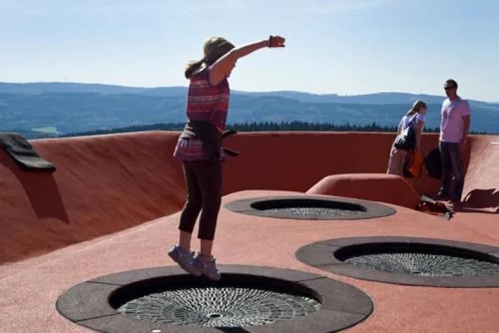 Freizeitspaß auf der Mülldeponie Bild: Freizeitspaß auf der Mülldeponie