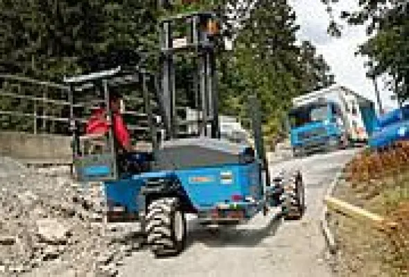 Bild: Mitnehmstapler überzeugen immer mehr Schweizer Transportunternehmer
