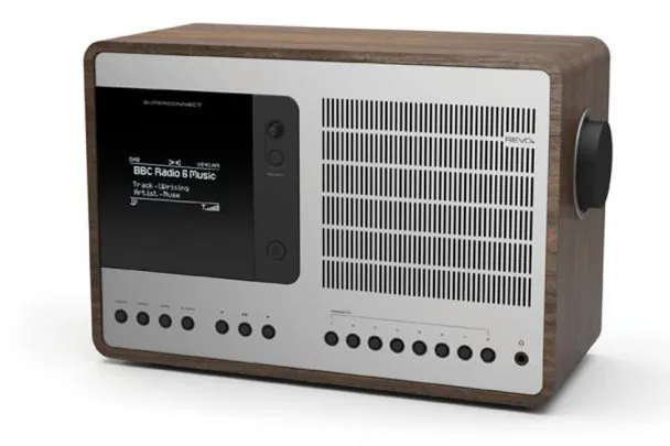Bild: DAB+/WLAN Radio Revo Superconnect im Red Dot Shop