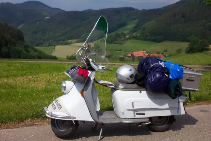 Mit dem „Heinkel Tourist“ auf Tour Bild: Mit dem „Heinkel Tourist“ auf Tour