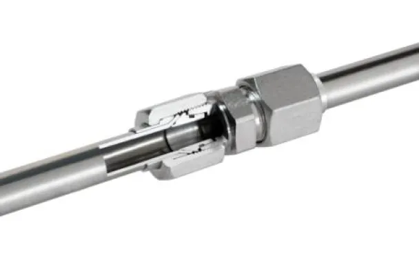 Bild: Parker Bördeladapter – die ausreißsichere Verbindung für hydraulische Anlagen