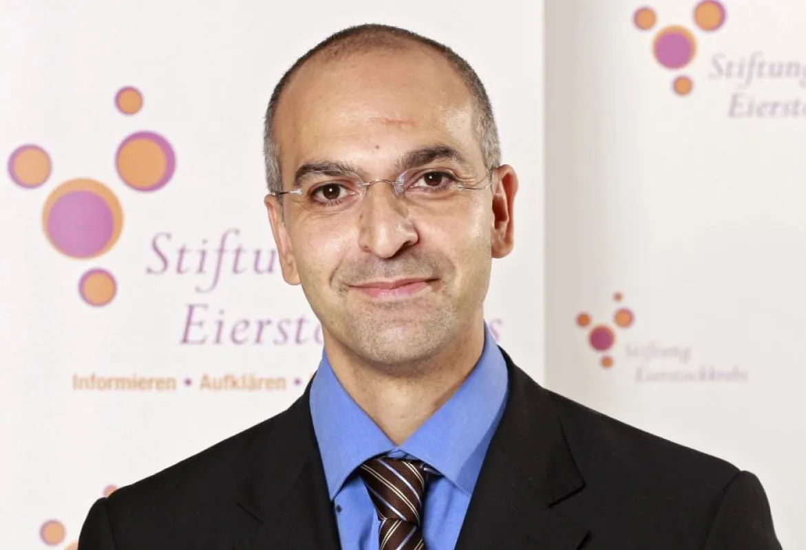 Prof. Jalid Sehouli, Initiator der Stiftung Eierstockkrebs