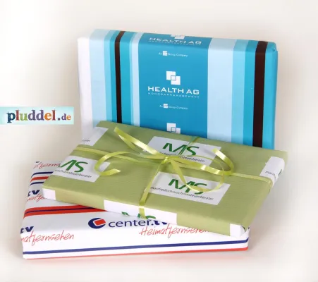Firmenlogo-Geschenkpapier ab 1 Stück bei pluddel.de Bild: Firmenlogo-Geschenkpapier ab 1 Stück bei pluddel.de