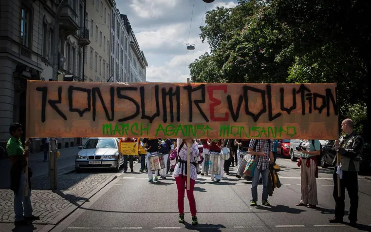 Konsum rEvolution & Marsch gegen Monsanto am 23. Mai 2015 Bild: Konsum rEvolution & Marsch gegen Monsanto am 23. Mai 2015