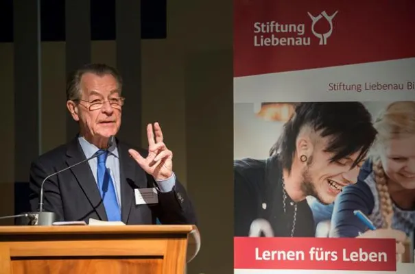Bild: „Arbeit ist nur ein anderes Wort für Teilnahme und Teilhabe“